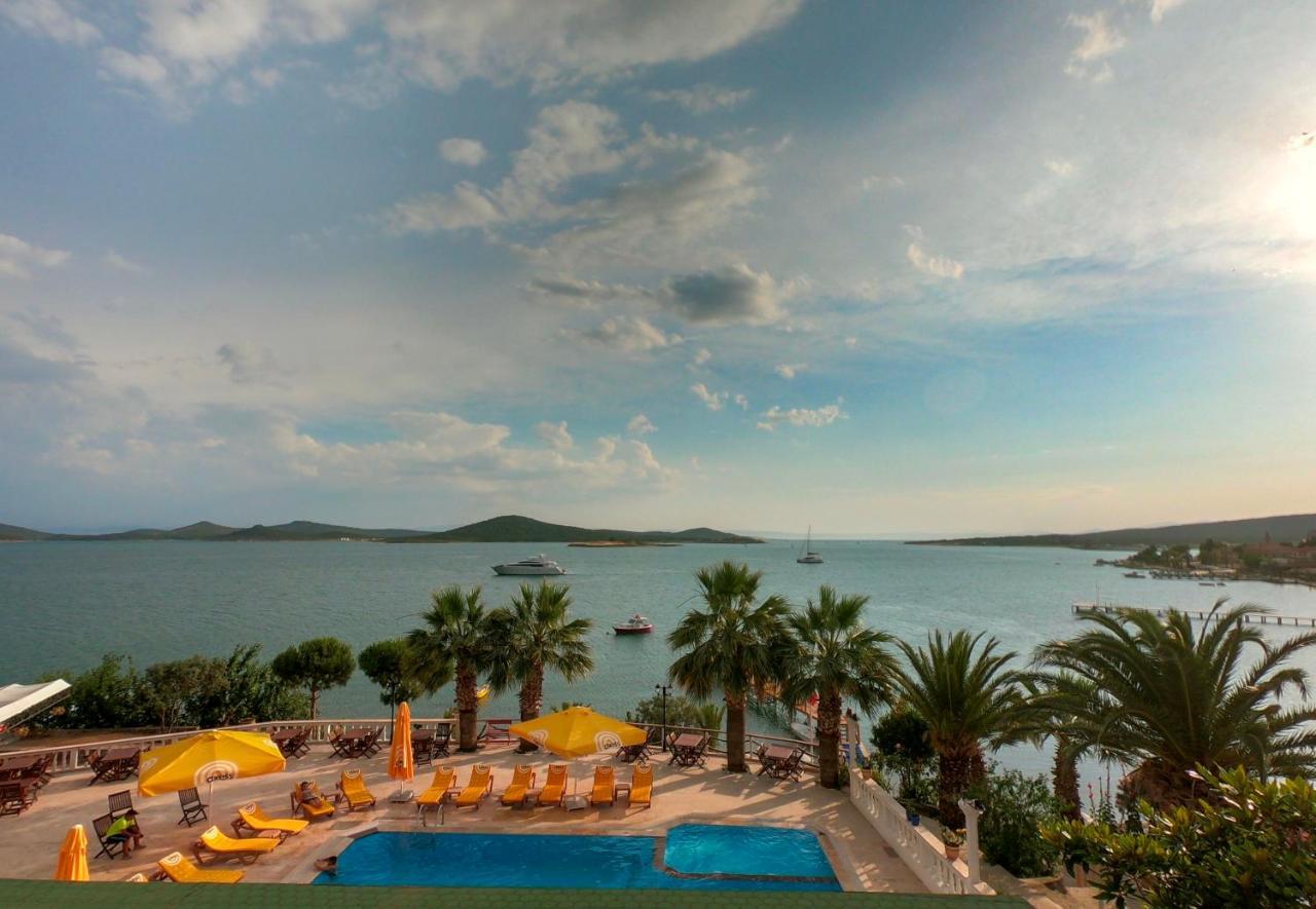 Cunda Panorama Otel Аявали Екстериор снимка