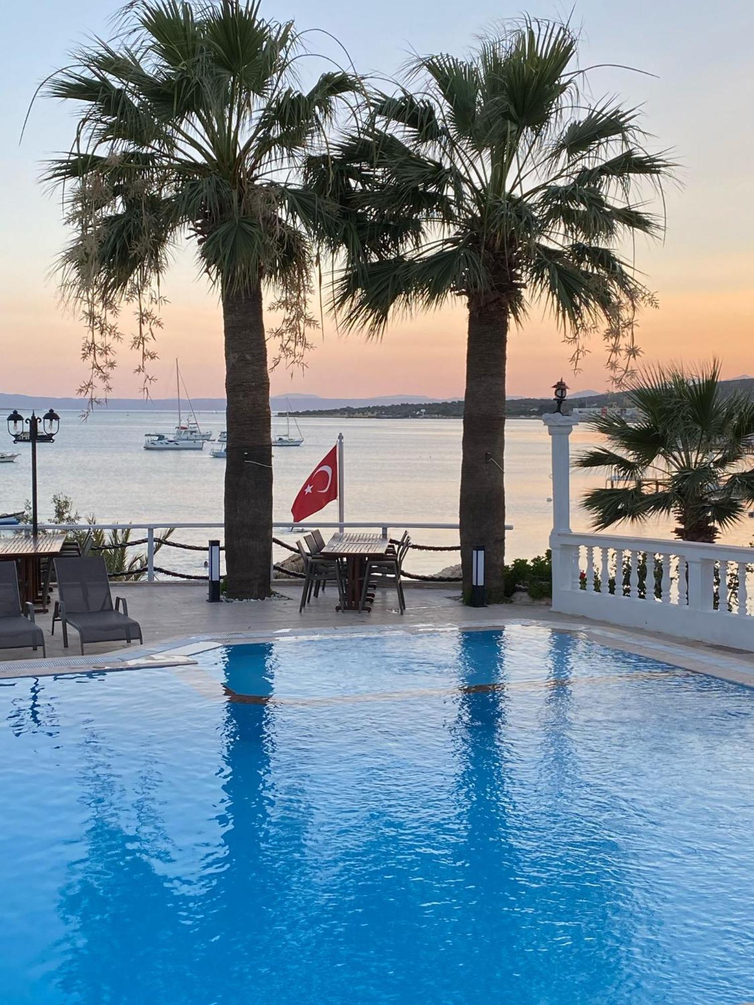 Cunda Panorama Otel Аявали Екстериор снимка