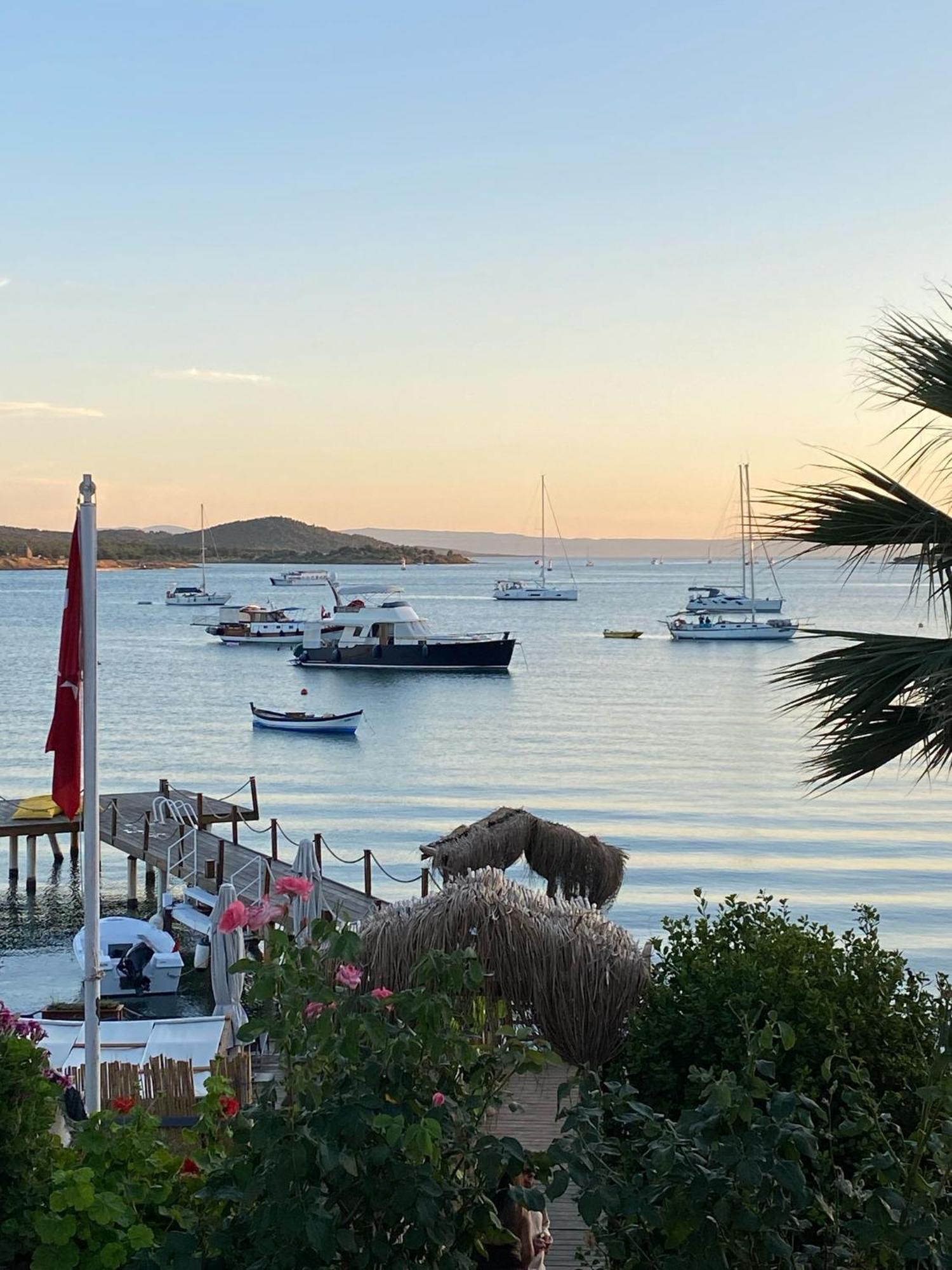 Cunda Panorama Otel Аявали Екстериор снимка