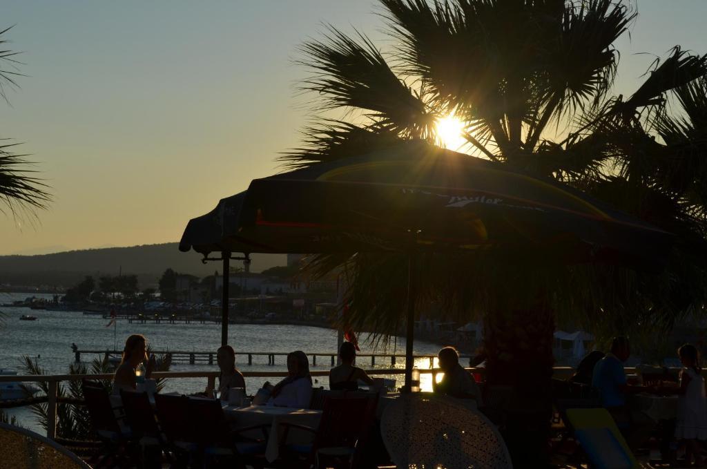 Cunda Panorama Otel Аявали Екстериор снимка